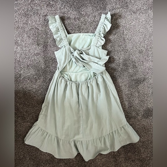 She + Sky sea foam green open back dress - Picture 2 of 7